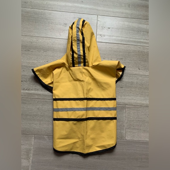 Petco Other - Dog raincoat size M